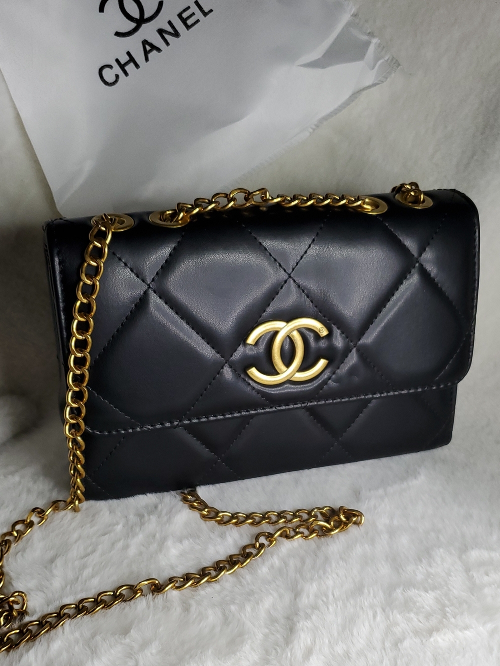 CC Black Quilted Shoulder Bag with Gold Chain